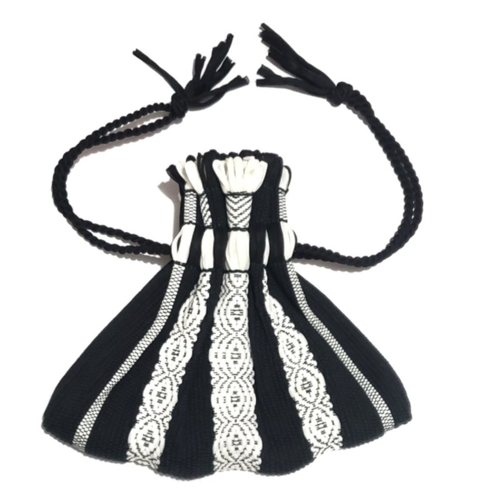 bucket bag drawstring  black and white bucket bag
